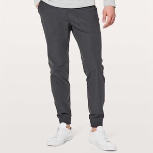 Lululemon ABC Jogger in Melanite size M